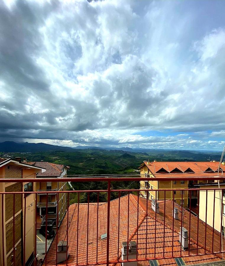 Appartamento Al Centro Storico Di San Marino Exteriér fotografie
